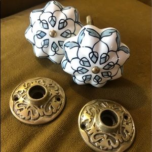 NWOT Anthropologie Ceramic Doorknob